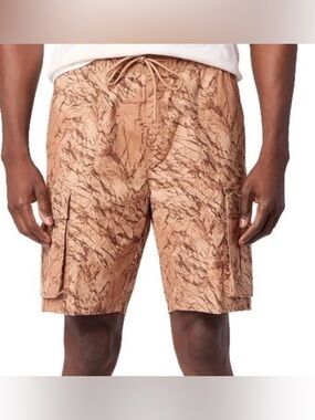 NWT Levi Strauss Signature Comfort Cargo Shorts Woodsmoke Camo Mens